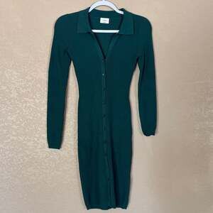 Aritzia Wilfred Emerald Green Ribbed Long Sleeve Button-Front Knit Dress Sz S